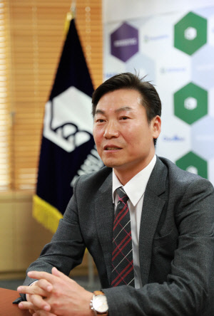 신경식 브리지텍 대표